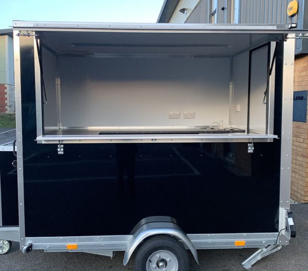 Mobile Food Trailer (Model 64006)