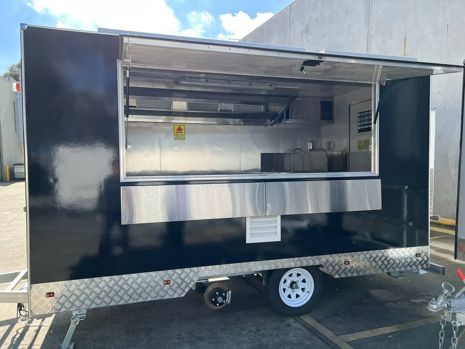 Mobile Food Trailer (Model: 27789)
