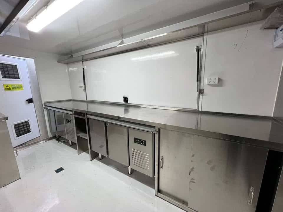 Mobile Food Trailer (Model: 27789) - Image 3