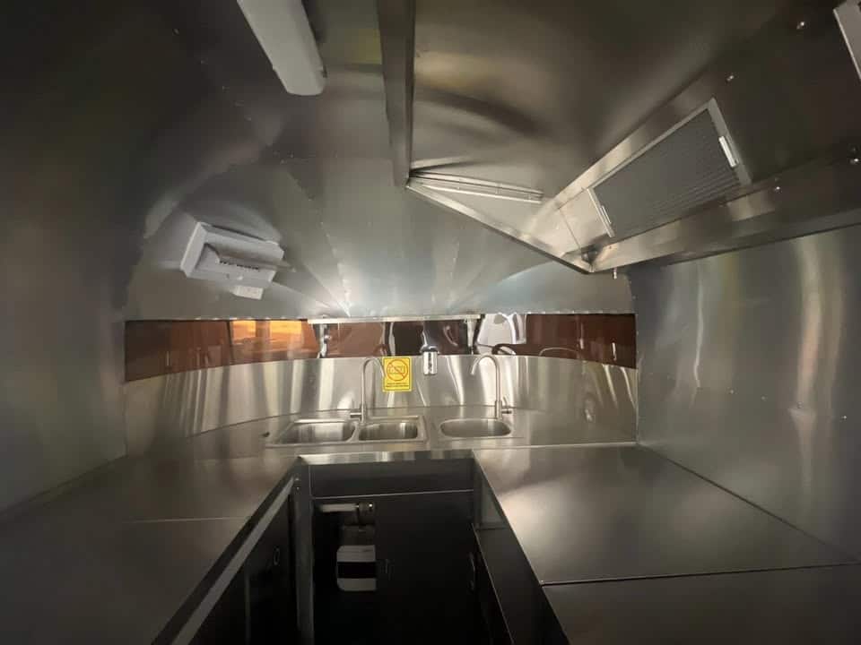 Mobile Food Trailer (Model: 90000) - Image 4